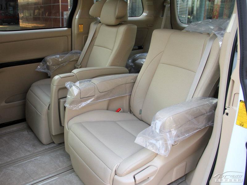 預防消除車內(nèi)異味的小妙招